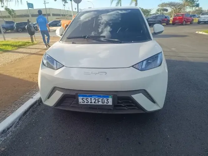 BYD Dolphin Mini (Elétrico) 2025