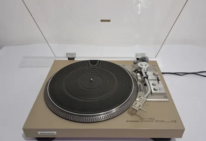 Toca Discos Pioneer PL-518 Direct Drive Vintage 127V (Kenwood, Sansui, Technics, Akai)