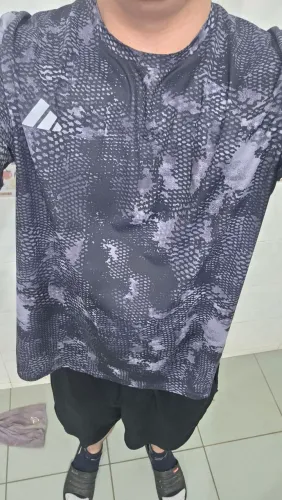 Camiseta Icônica Animal Print ADI365 Running