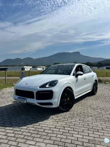 Porsche Cayenne Coupe E-hybrid 3.0 V6 462cv 2021