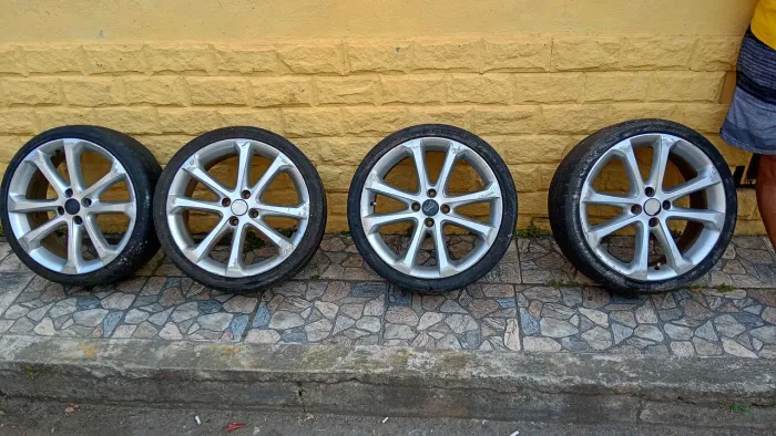 Rodas 17