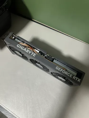 Placa de Video RTX 4060 8GB (NOVA)