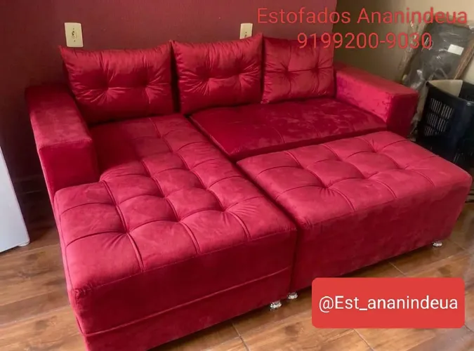Promoção sofá cheisy trabalhado três lugares mais puff grande novos e completos