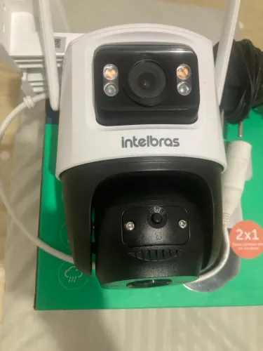 Câmera Inteligente Intelbras IM9 + Off-Grid Híbrido