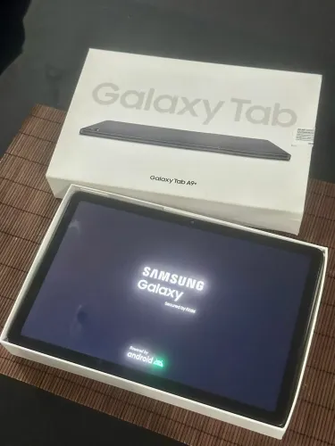 Tablet Samsung Galaxy A9+