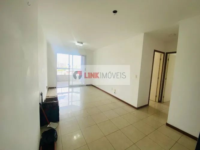 Apartamento de 2 dormitórios e 1 suíte na Praia do Canto - Vitória: locação por R$ 3.500,0
