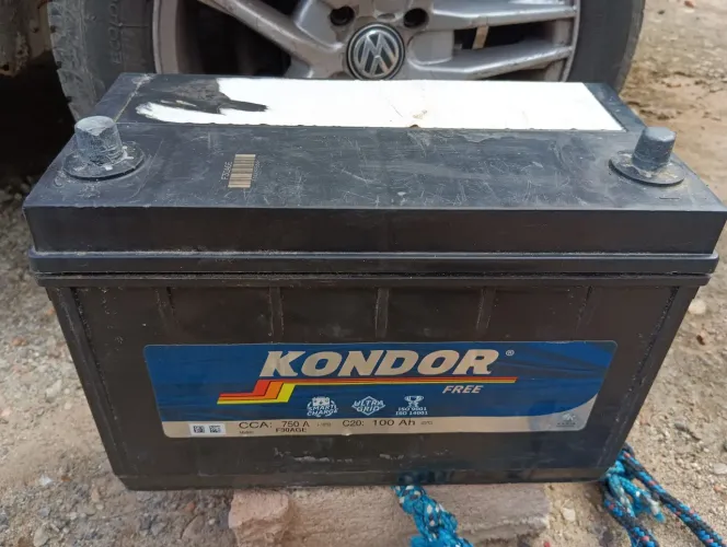 Vendo bateria 100a da kondor 