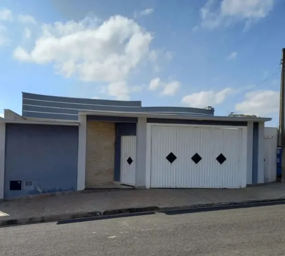 Casa com 3 dormitórios à venda, 282 m² por R$ 1.100.000 - Jardim Dona Judith - Americana/S