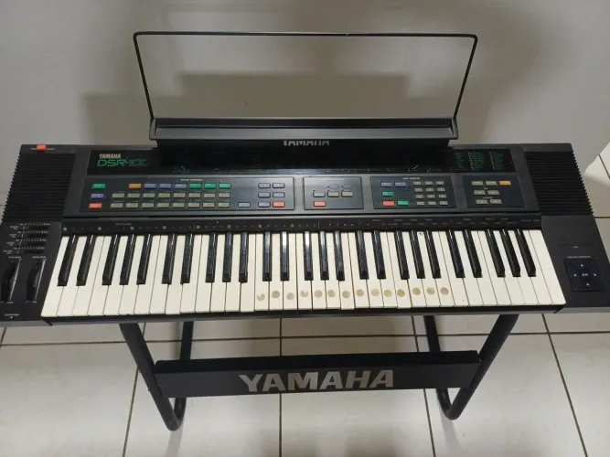 Teclado Vintage Yamaha DSR-1000 + Pedais + Caixa Original