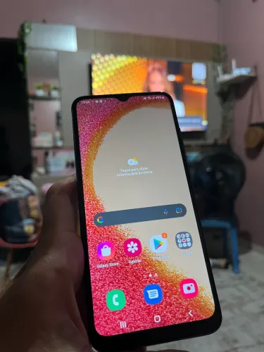 Samsung Galaxy A04e 64GB - Seminovo na Caixa
