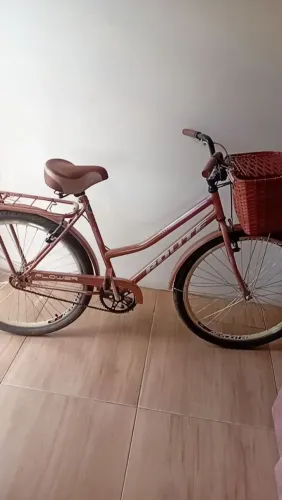 Bicicleta route tenho ate os papel dela usada so 2 vezes