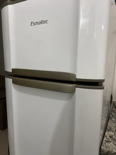 Esmaltec RCD34 (Motor funciona mas não gela)
