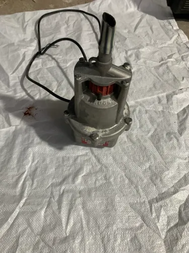 Bomba submersa