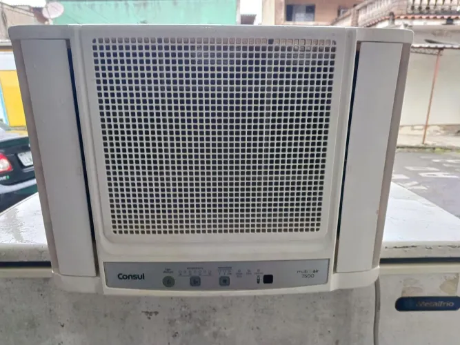 Ar condicionado Consul 7500 BTUs 220v