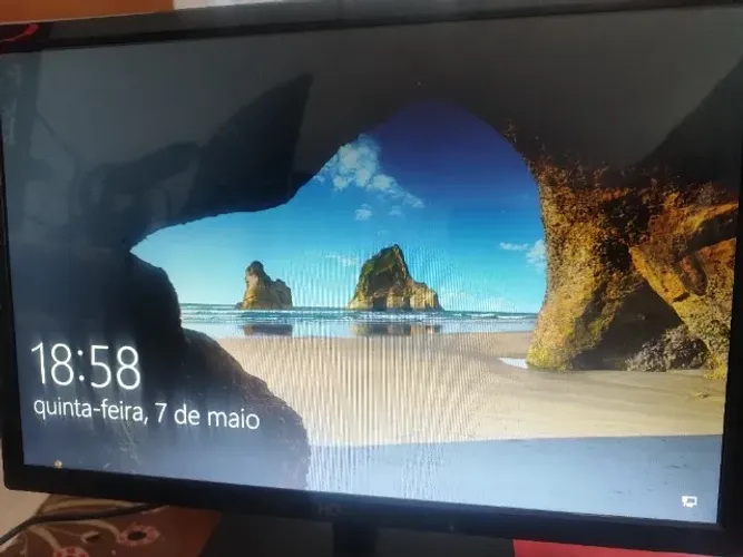 Computador - RX580; 8GB; i5 2400S / Escrivaninha / MousePad / Mouse / Monitor 19.5