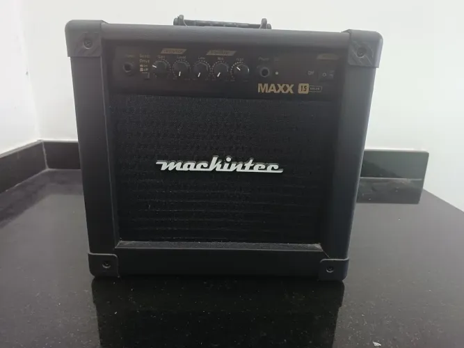 Amplificador cubo guitarra Mackintec Maxx 15 color