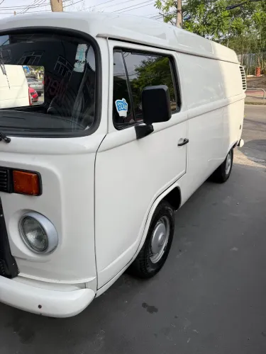 Volkswagen Kombi Furgão 1.4 MI Total Flex 8V 2014