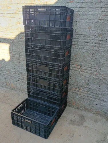 Estou vendendo 9 caixas estão novas