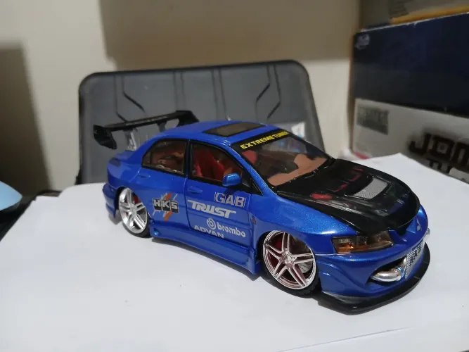Miniatura lancer 1/24 kentoys 