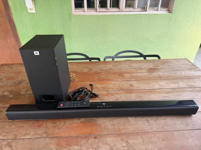 VENDO SOUNDBAR JBL MODELO SB130 valor R$750