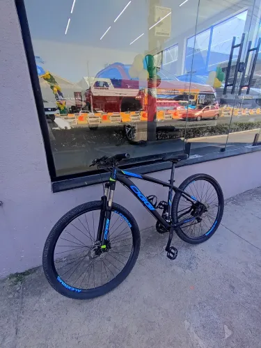 Bicicleta Oggi hacker HDs Shimano