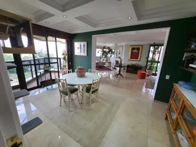 Apartamento de 4 suítes e 4 vagas no VMEDM 101 Apto RT115 na Vila Mariana REF: OR *