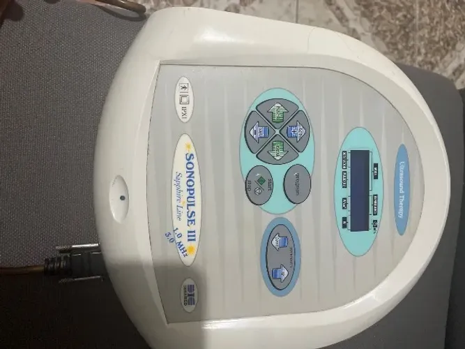 Vendo Ultra-som 1 e 3 MHZ usado em boas condições e funcionando .