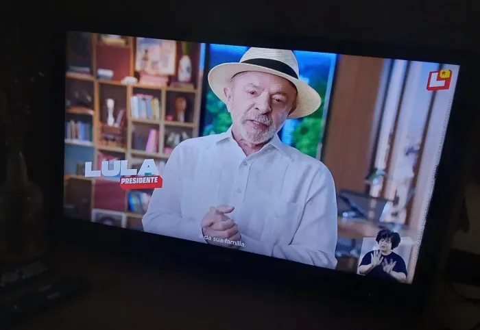 TV 32 CCE LCD NAO SMART