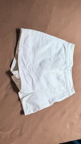 Shor jeans branco
