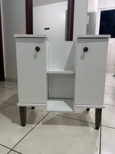 armário de banheiro