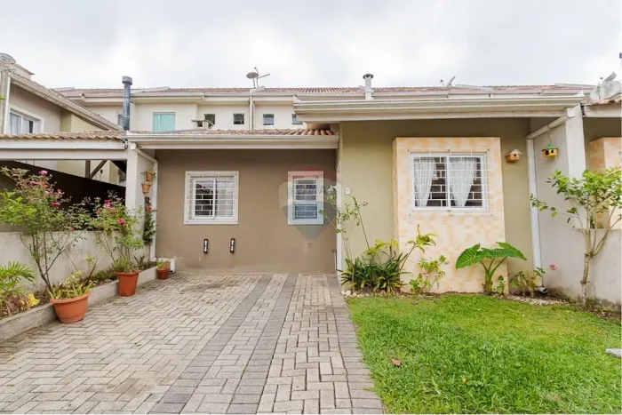 ALUGUEL CASA EM CONDOMINIO FECHADO - R$ 2.200 (ver detalhe do pacote na descrição) - Bairr