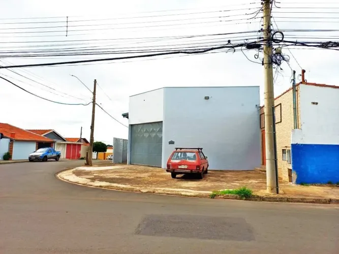 Loja / Salão / Ponto Comercial para aluguel, 3 vagas, Vila Teixeira Marques - Limeira/SP