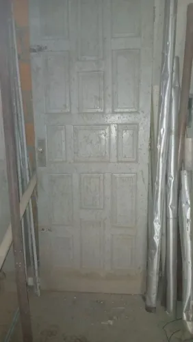 Vendo 6 portas de madeira por 100,00 cada uma 