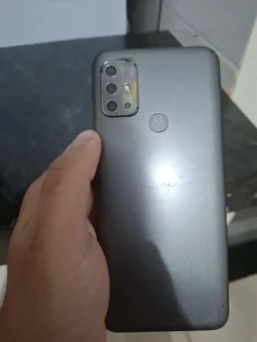 MotoG20 usado com avarias, preço p desapego rápido