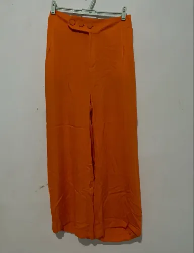 Vendo calça de linho