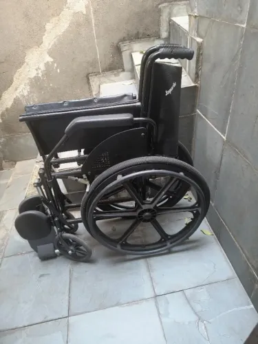 Cadeira de Rodas, estado de nova