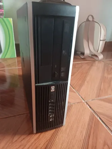 HP COMPAQ 8000