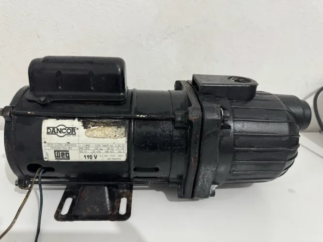 Bomba d?água Dancor auto aspirante Monofásico 110V