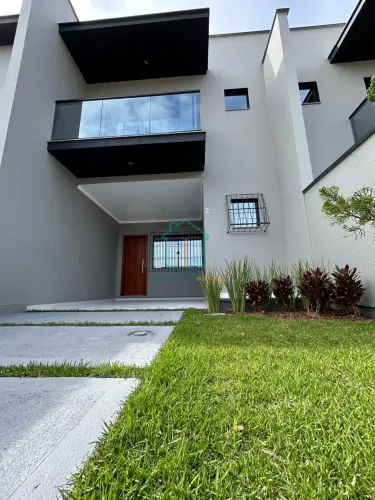 Casa à venda em Sertão do Maruim, São José | 115m²