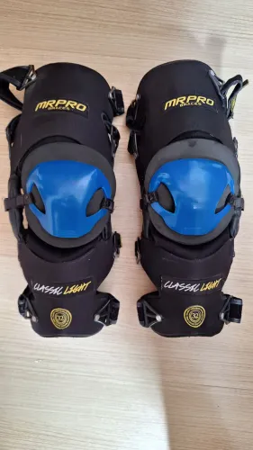 Joelheira MR Pro classic light G