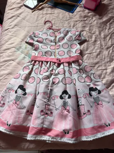 Vestido que serve pra qualquer evento tipo aniversário formatura é um vestido temático