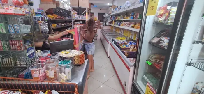 Mercadinho sem açougue e sem padaria, Com CNPJ Ref; 2894