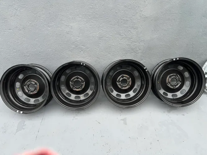 Rodas aro 15 de ferro novas 5 furos 