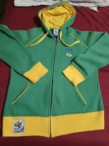 Moletom Vintage Brasil Oficial FIFA Copa Do Mundo 2010 - Perfeito Estado tam m 
