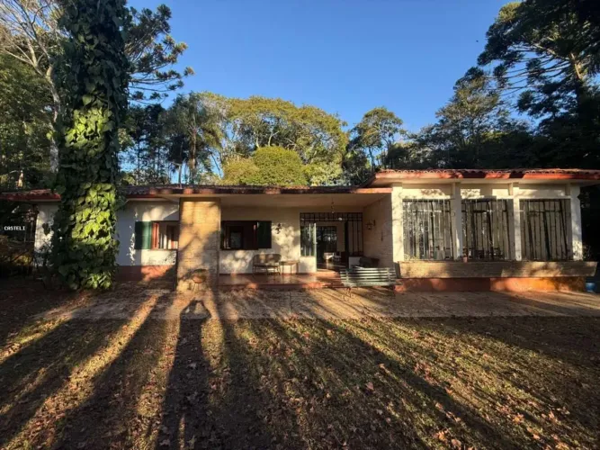 Casa para Venda em São Roque, Maylasky, 6 dormitórios, 1 suíte, 3 banheiros, 2 vagas