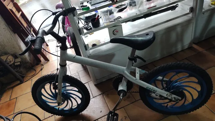 Bicicleta aro 16