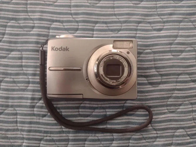 Câmera Kodak EasyShare C813