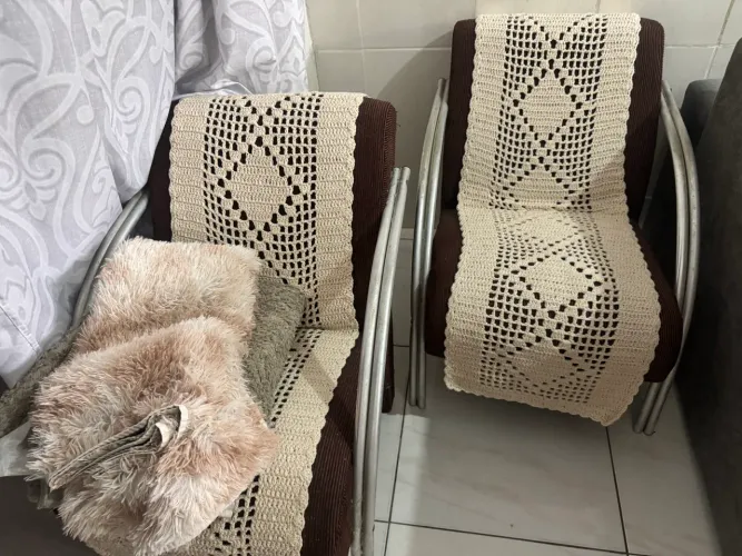 Poltronas marrom 