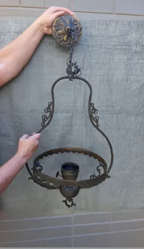 LUSTRE ANTIGO DE METAL 1.04