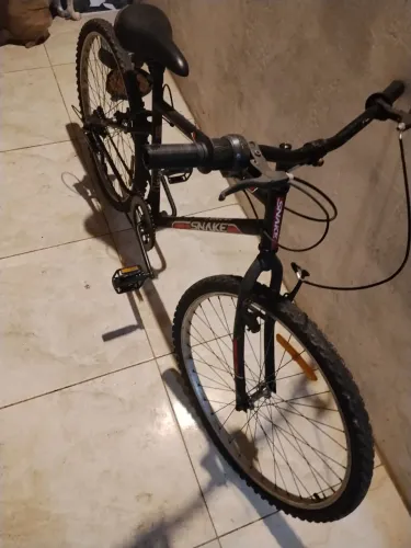 Bicicleta com defeito